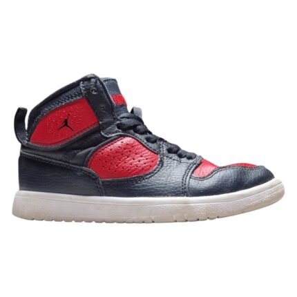 Jordan sneakers rauðir og svartir
